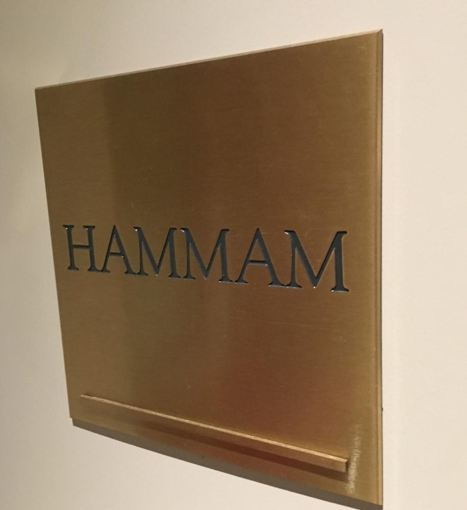 Hotel Le Marianne Paris Eksteriør billede