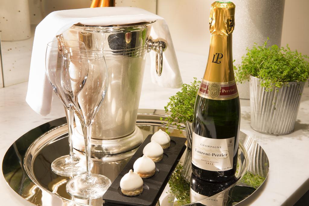 Hotel Le Marianne Paris Eksteriør billede
